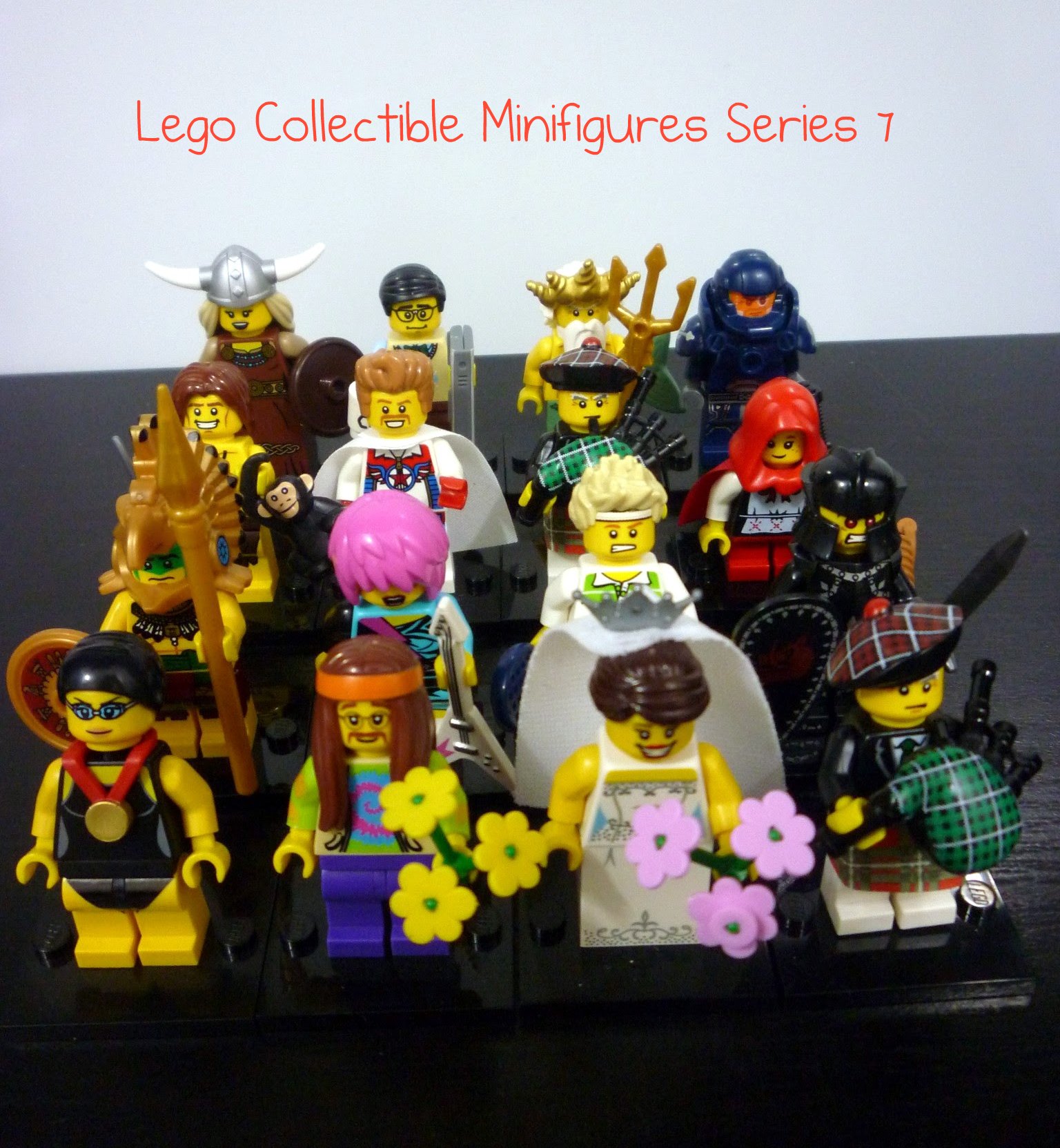 Lego MINIFIGURES Series 7 Viking Woman 8831 